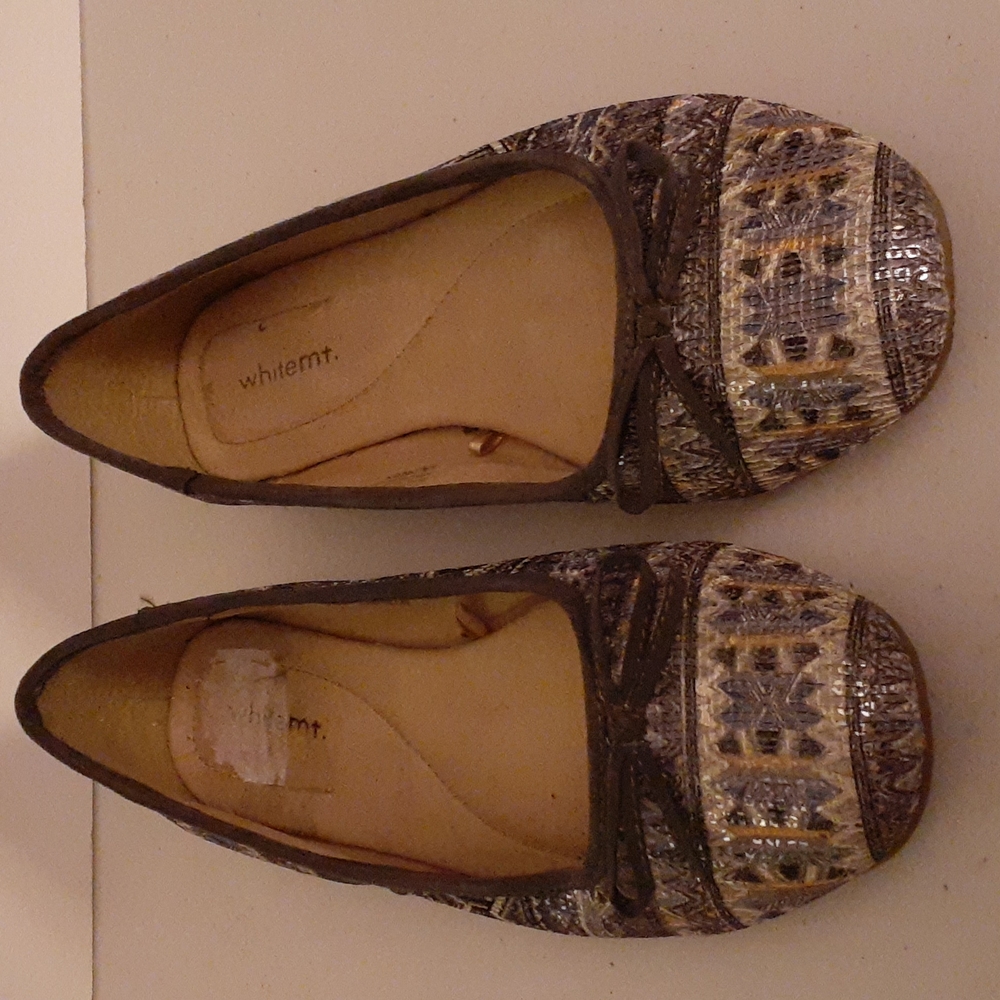 Whitemt women's flats